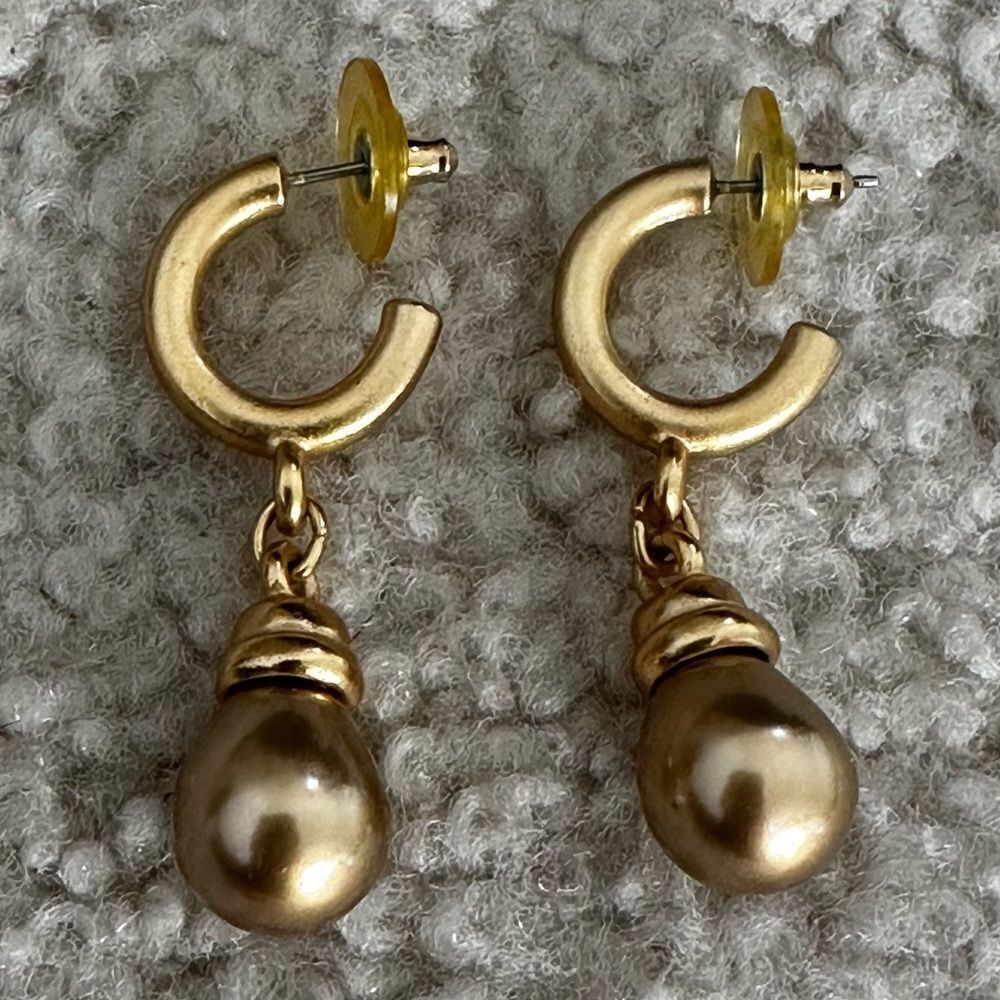 Vintage Carolee Gold Tone Ball Drop Earrings